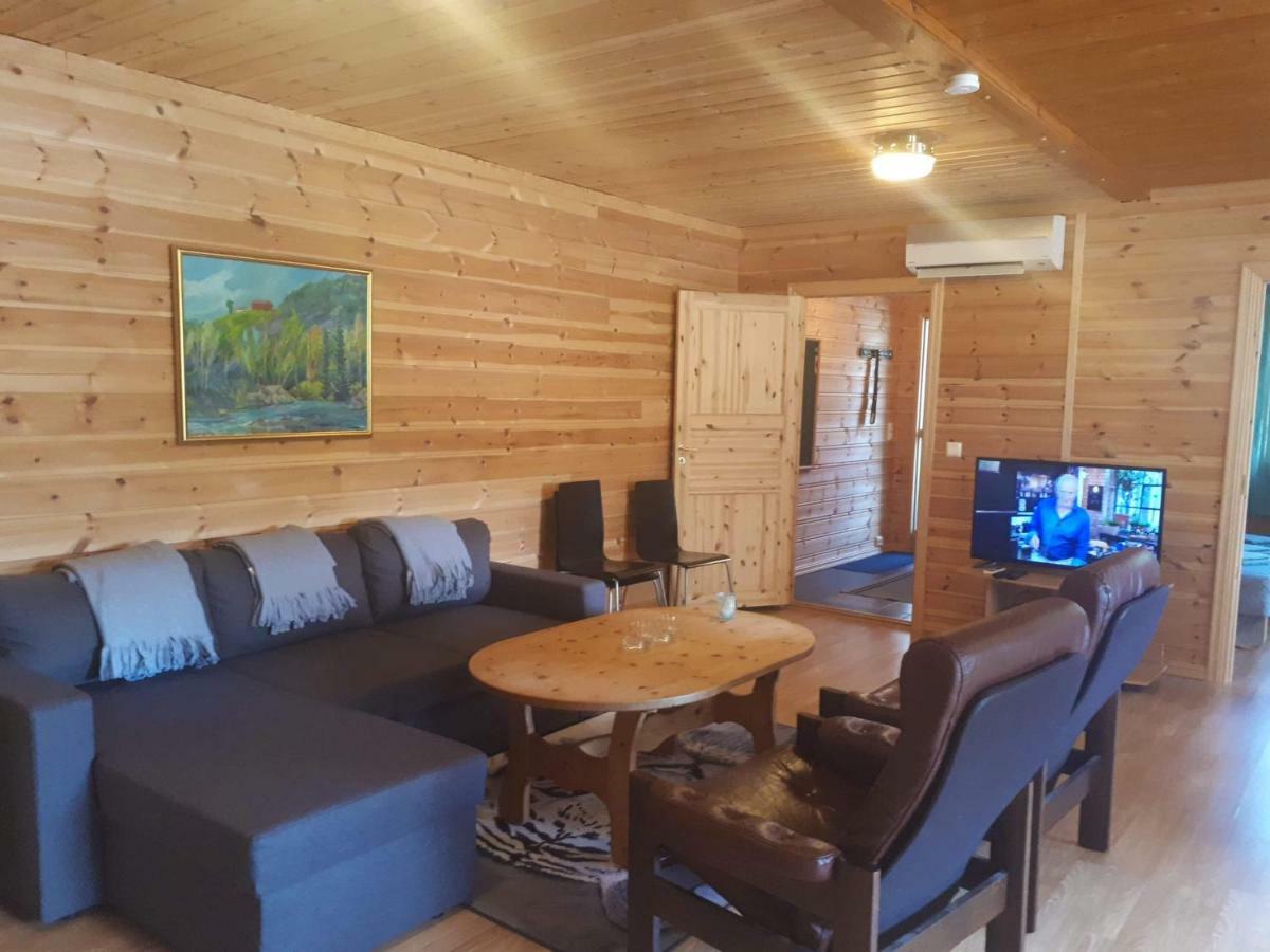 Fossekroa Svarstad  Buitenkant foto
